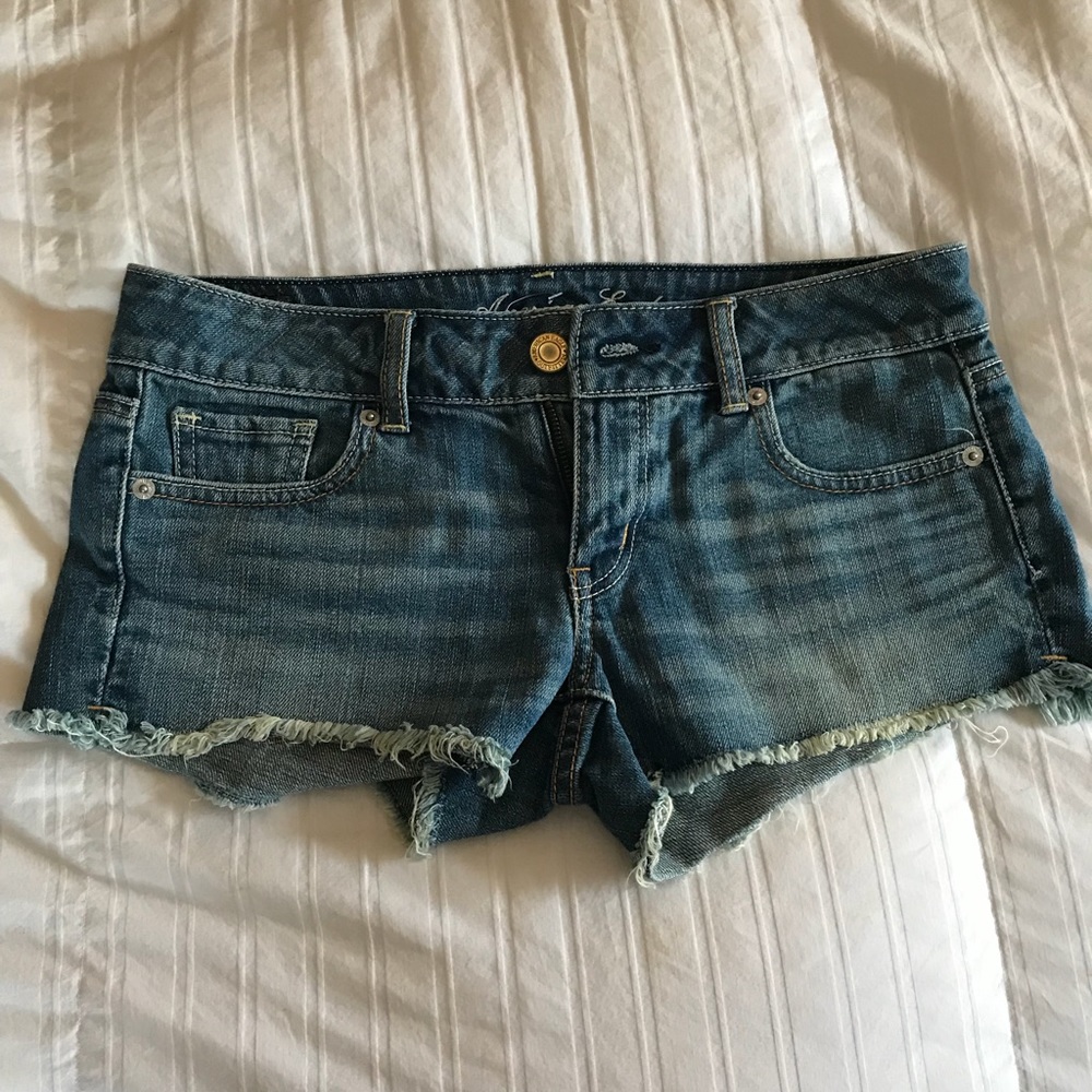 American Eagle jean shorts size 2